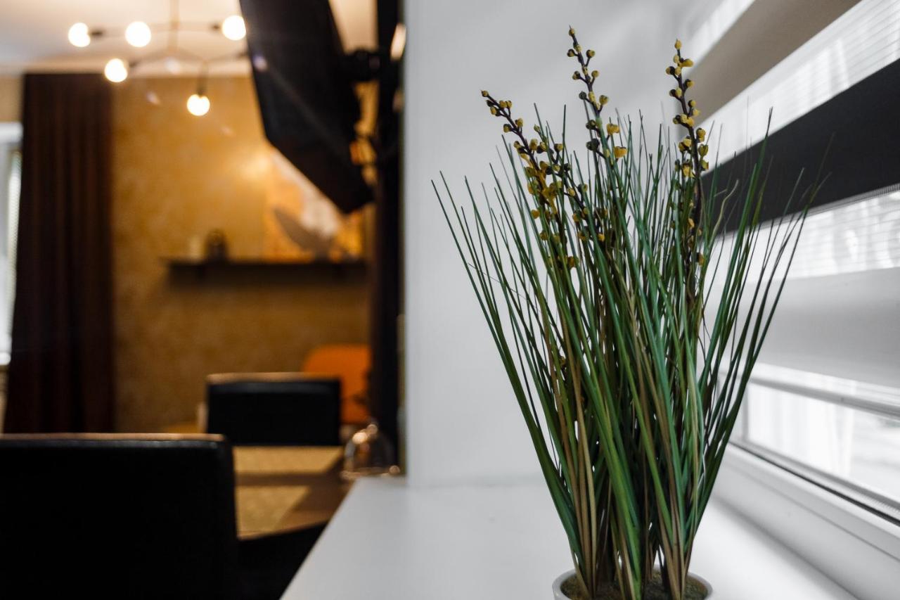 Золотое Тепло Appartement Tsjernihiv Buitenkant foto